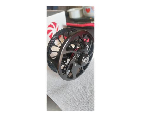 Sprzedam Nautilusa FWX 7-8 Czarny