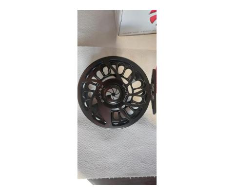 Sprzedam Nautilusa FWX 7-8 Czarny